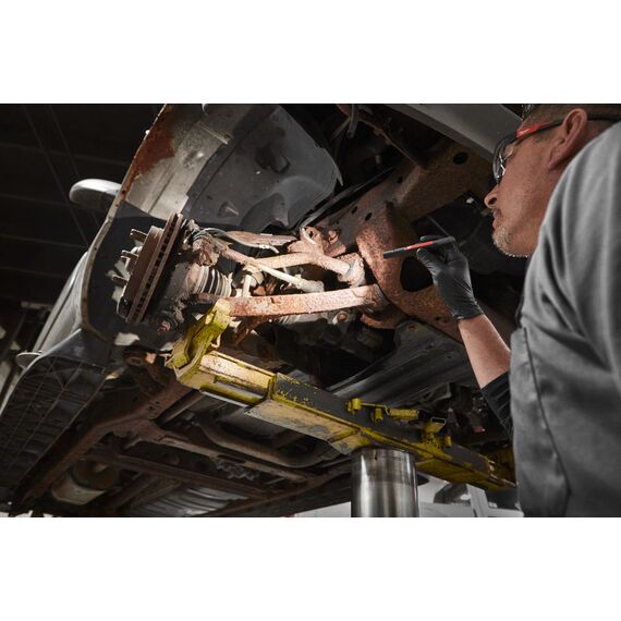 Фонарь 250 люмен с несъёмным аккумулятором заряжаемым через USB Milwaukee IR PL250 - 4933478705, внеший вид, изображение 12