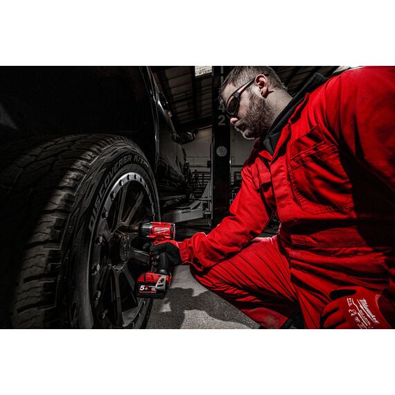 Аккумуляторный импульсный гайковерт Milwaukee M18 FMTIW2F12-502X - 4933478450, Модель: M18 FMTIW2F12-502X, фото, изображение 9 Аккумуляторный импульсный гайковерт Milwaukee M18 FMTIW2F12-502X - 4933478450, Модель: M18 FMTIW2F12-502X, внеший вид, изображение 9