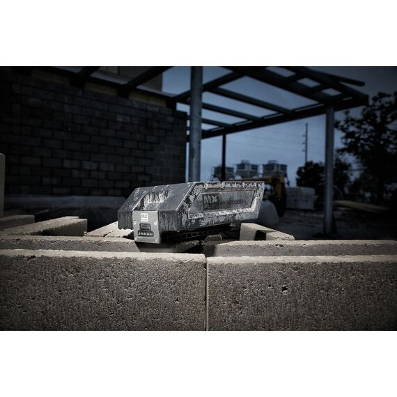 Аккумулятор Milwaukee MX FUEL™ MXF XC406 6.0 Ah - 4933471837, Модель: MX FUEL™ MXF XC406, фото, изображение 9 Аккумулятор Milwaukee MX FUEL™ MXF XC406 6.0 Ah - 4933471837, Модель: MX FUEL™ MXF XC406, внеший вид, изображение 9