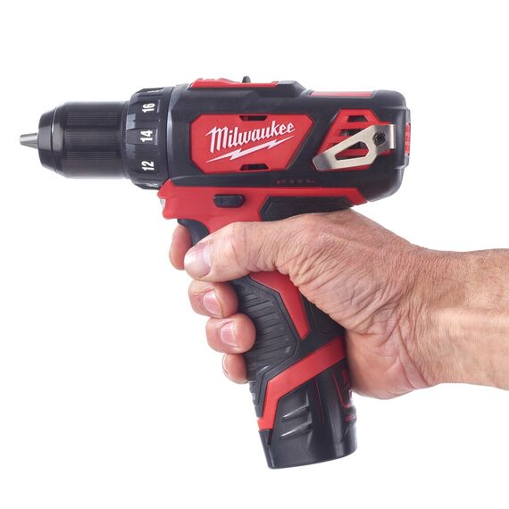 Аккумуляторная дрель-шуруповерт Milwaukee M12 BDD-201C - 4933479439, Модель: M12 BDD-201C, фото, изображение 16 Аккумуляторная дрель-шуруповерт Milwaukee M12 BDD-201C - 4933479439, Модель: M12 BDD-201C, внеший вид, изображение 16
