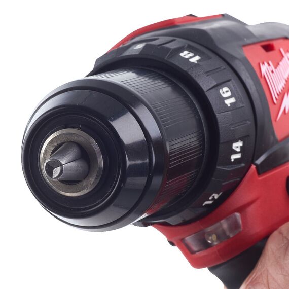 Аккумуляторная дрель-шуруповерт Milwaukee M12 BDD-201C - 4933479439, Модель: M12 BDD-201C, фото, изображение 17 Аккумуляторная дрель-шуруповерт Milwaukee M12 BDD-201C - 4933479439, Модель: M12 BDD-201C, внеший вид, изображение 17