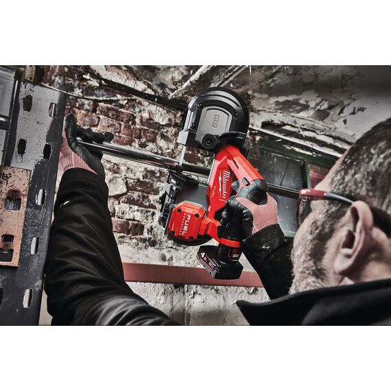 Аккумуляторная ленточная пила Milwaukee M12 FBS64-402C - 4933478441, Модель: M12 FBS64-402C, внеший вид, изображение 4