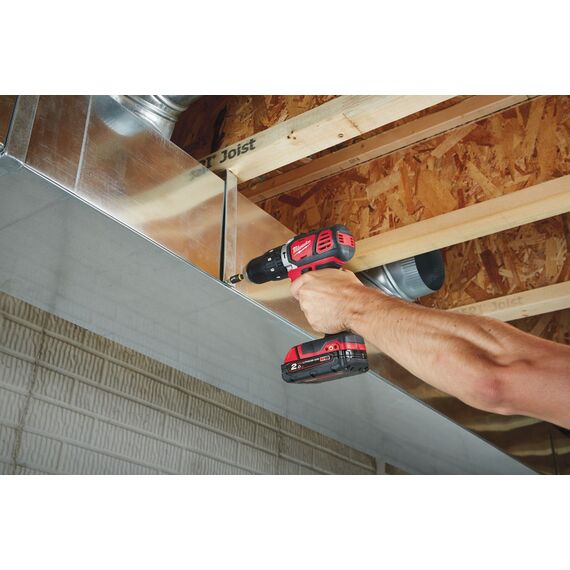 Аккумуляторная ударная дрель-шуруповерт Milwaukee M18 BPD-202B - 4933478256, Модель: M18 BPD-202B, фото, изображение 9 Аккумуляторная ударная дрель-шуруповерт Milwaukee M18 BPD-202B - 4933478256, Модель: M18 BPD-202B, внеший вид, изображение 9