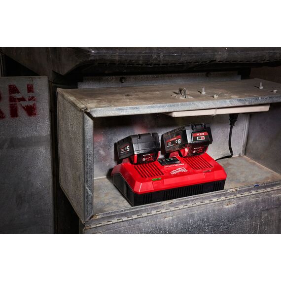 Быстрое зарядное устройство на два порта Milwaukee M18 DFC - 4932472073, Модель: M18 DFC, фото, изображение 18 Быстрое зарядное устройство на два порта Milwaukee M18 DFC - 4932472073, Модель: M18 DFC, внеший вид, изображение 18