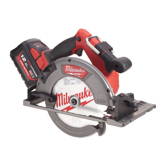 Аккумуляторная циркулярная пила по дереву и пластику Milwaukee M18 FCSG66-121C - 4933471195, фото, изображение 2 Аккумуляторная циркулярная пила по дереву и пластику Milwaukee M18 FCSG66-121C - 4933471195, внеший вид, изображение 2