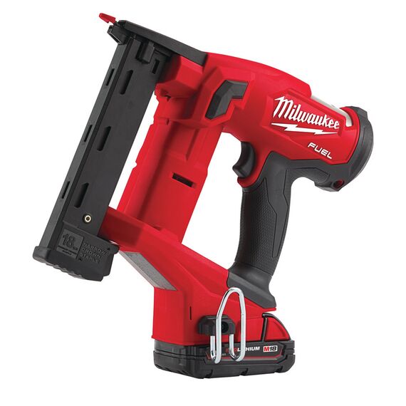 Аккумуляторный степлер Milwaukee M18 FNCS18GS-202X - 4933471940, Модель: M18 FNCS18GS-202X, фото, изображение 2 Аккумуляторный степлер Milwaukee M18 FNCS18GS-202X - 4933471940, Модель: M18 FNCS18GS-202X, внеший вид, изображение 2