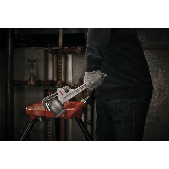 Алюминиевый разводной трубный ключ Milwaukee ALUMINIUM PIPE WRENCH 300 MM - 48227212, Модель: ALUMINIUM PIPE WRENCH 300 MM, фото, изображение 3 Алюминиевый разводной трубный ключ Milwaukee ALUMINIUM PIPE WRENCH 300 MM - 48227212, Модель: ALUMINIUM PIPE WRENCH 300 MM, внеший вид, изображение 3