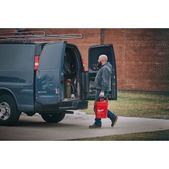 Аккумуляторная прочистная машина Milwaukee M12 BDC8-202C - 4933451633, Модель: M12 BDC8-202C, внеший вид, изображение 4