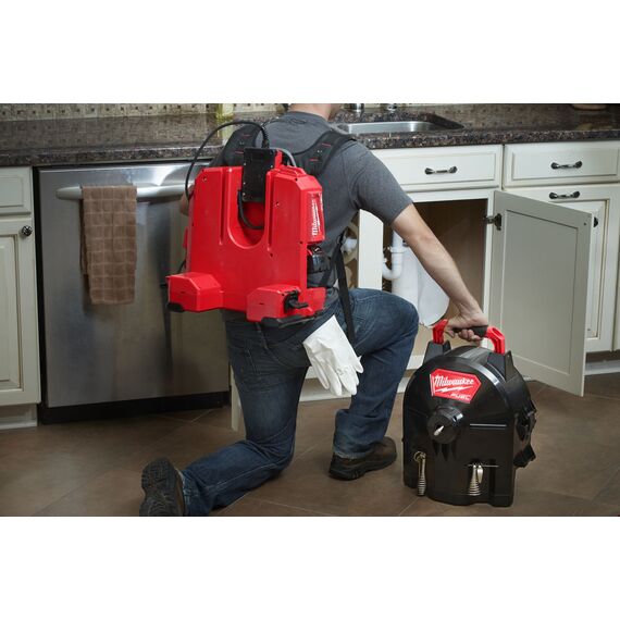 Аккумуляторная ранцевая прочистная машина Milwaukee M18 FFSDC16-502 - 4933459710, Модель: M18 FFSDC16-502, внеший вид, изображение 6