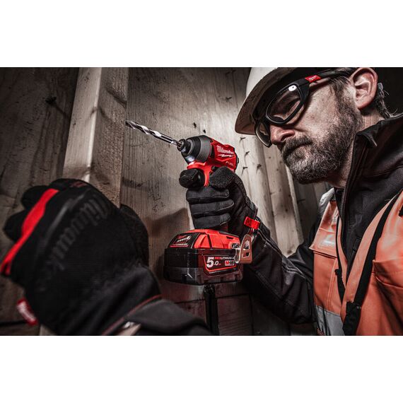 Сверло по мультиматериалам Milwaukee SHOCKWAVE™ Carbide Multi-Material Drill Bit 5 x 100 - 4932471093, Диаметр: 5, Модель: SHOCKWAVE™ Carbide Multi-Material Drill Bit 5 x 100, Длина (мм): 100, внеший вид, изображение 3