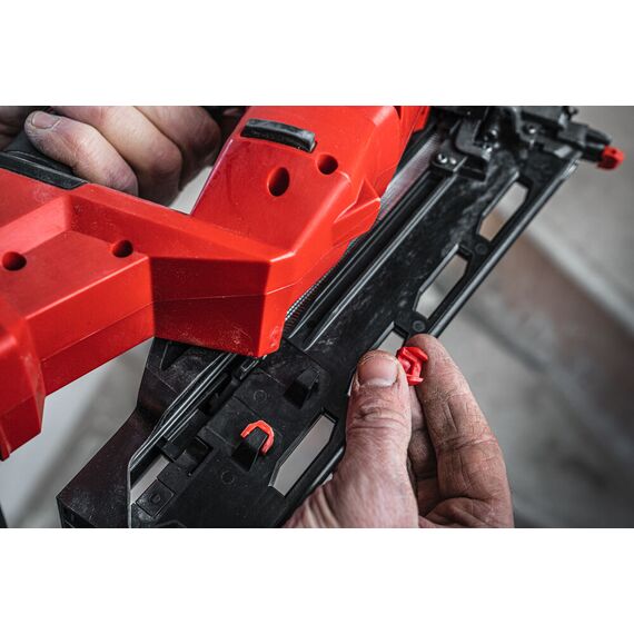Аккумуляторный гвоздезабиватель Milwaukee M18 FN16GA-0X - 4933478094, Модель: M18 FN16GA-0X, внеший вид, изображение 4