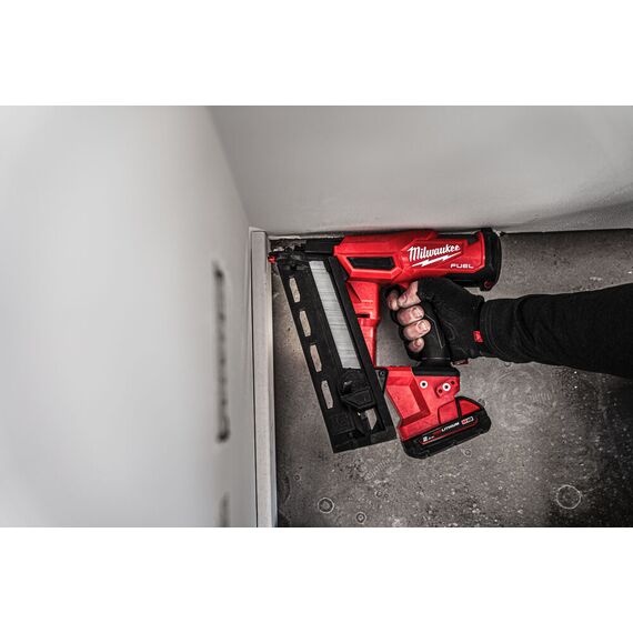 Аккумуляторный гвоздезабиватель Milwaukee M18 FN16GA-202X - 4933478092, Модель: M18 FN16GA-202X, внеший вид, изображение 7
