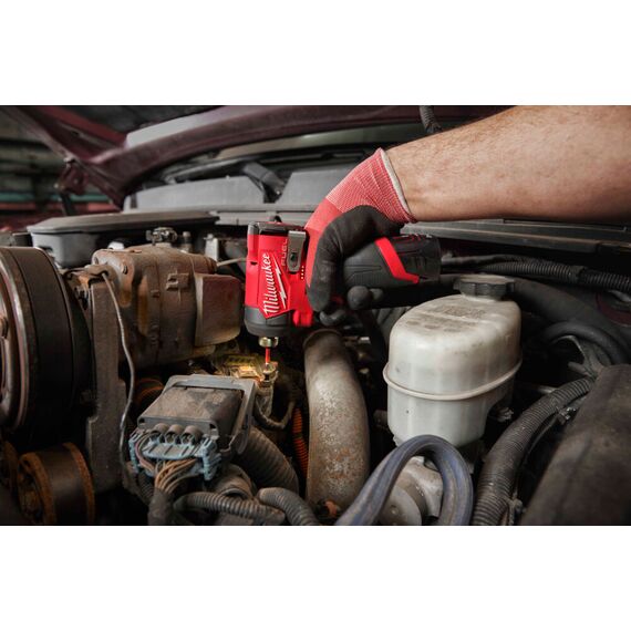 Аккумуляторный импульсный винтоверт Milwaukee M12 FID2-202X - 4933479877, Модель: M12 FID2-202X, фото, изображение 13 Аккумуляторный импульсный винтоверт Milwaukee M12 FID2-202X - 4933479877, Модель: M12 FID2-202X, внеший вид, изображение 13