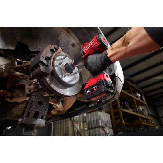 Аккумулятор с сопротивлением к химикатам Milwaukee M18 B5-CR - 4932479265, Модель: M18 B5-CR, внеший вид, изображение 7