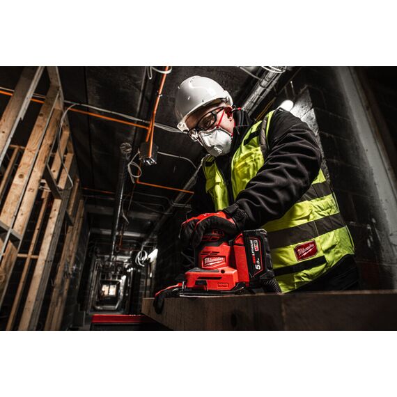 Аккумуляторная шлифовальная машина Milwaukee M18 BQSS-502B - 4933479967, Модель: M18 BQSS-502B, фото, изображение 11 Аккумуляторная шлифовальная машина Milwaukee M18 BQSS-502B - 4933479967, Модель: M18 BQSS-502B, внеший вид, изображение 11
