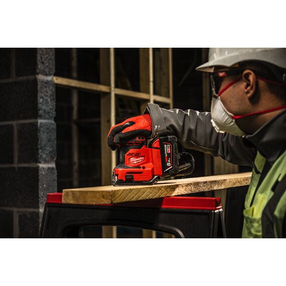 Аккумуляторная шлифовальная машина Milwaukee M18 BQSS-502B - 4933479967, Модель: M18 BQSS-502B, фото, изображение 12 Аккумуляторная шлифовальная машина Milwaukee M18 BQSS-502B - 4933479967, Модель: M18 BQSS-502B, внеший вид, изображение 12