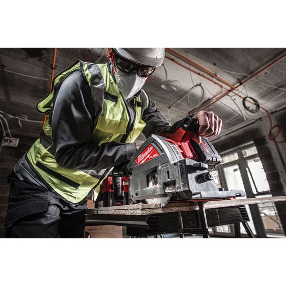 Аккумуляторная циркулярная пила по дереву и пластику Milwaukee M18 FPS55-552P - 4933478778, Модель: M18 FPS55-552P, фото, изображение 11 Аккумуляторная циркулярная пила по дереву и пластику Milwaukee M18 FPS55-552P - 4933478778, Модель: M18 FPS55-552P, внеший вид, изображение 11