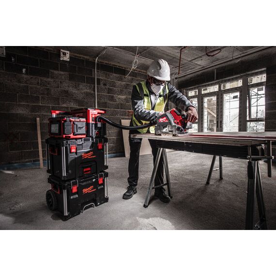 Аккумуляторная циркулярная пила по дереву и пластику Milwaukee M18 FPS55-552P - 4933478778, Модель: M18 FPS55-552P, фото, изображение 13 Аккумуляторная циркулярная пила по дереву и пластику Milwaukee M18 FPS55-552P - 4933478778, Модель: M18 FPS55-552P, внеший вид, изображение 13