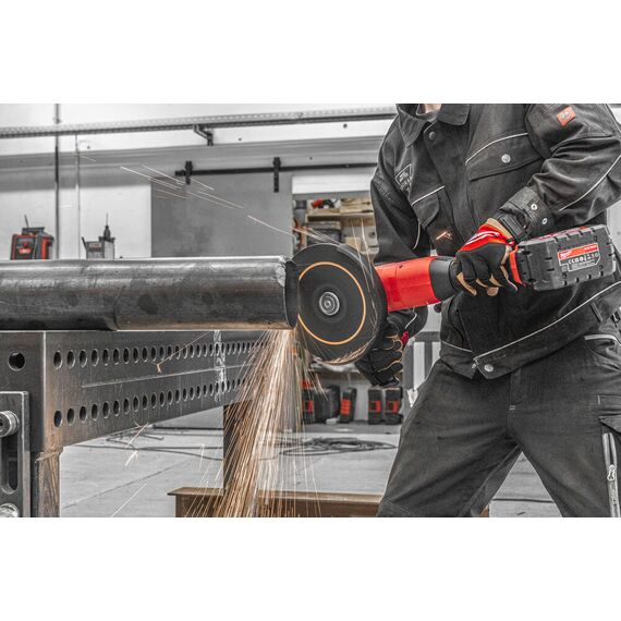 Аккумуляторная углошлифовальная машина Milwaukee M18 ONEFLAG230XPDB-122C - 4933478783, Модель: M18 ONEFLAG230XPDB-122C, внеший вид, изображение 15