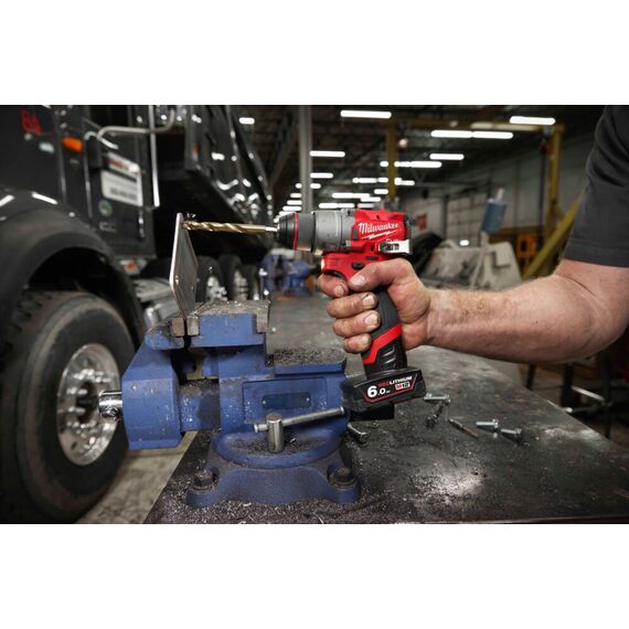 Аккумуляторная дрель-шуруповерт Milwaukee M12 FDD2-602X - 4933479875, Модель: M12 FDD2-602X, внеший вид, изображение 17