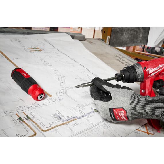 Универсальная отвертка Milwaukee 14 IN 1 TORX MULTI-BIT SCREWDRIVER - 4932492810, Модель: 14 IN 1 TORX MULTI-BIT SCREWDRIVER, фото, изображение 8 Универсальная отвертка Milwaukee 14 IN 1 TORX MULTI-BIT SCREWDRIVER - 4932492810, Модель: 14 IN 1 TORX MULTI-BIT SCREWDRIVER, внеший вид, изображение 8