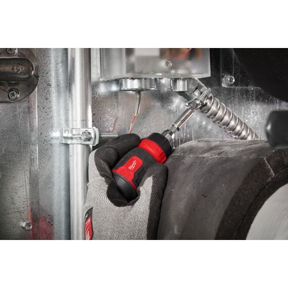 Универсальная отвертка с трещоткой Milwaukee 8 IN 1 COMPACT RATCHETING MULTI-BIT SCREWDRIVER - 4932480581, Модель: 8 IN 1 COMPACT RATCHETING MULTI-BIT SCREWDRIVER, внеший вид, изображение 8