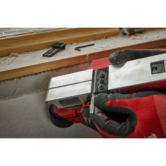 Аккумуляторный рубанок Milwaukee M12 BLP-0X - 4933492850, Модель: M12 BLP-0X, фото, изображение 19 Аккумуляторный рубанок Milwaukee M12 BLP-0X - 4933492850, Модель: M12 BLP-0X, внеший вид, изображение 19