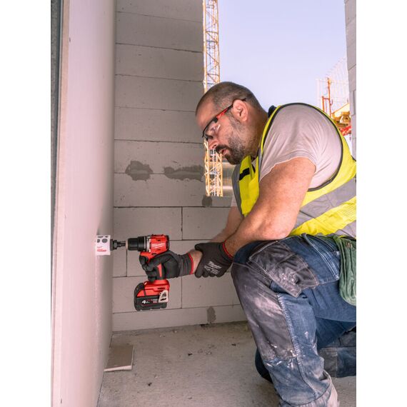 Аккумуляторная дрель-шуруповерт Milwaukee M18 BLDDRC-402C - 4933492834, Модель: M18 BLDDRC-402C, фото, изображение 12 Аккумуляторная дрель-шуруповерт Milwaukee M18 BLDDRC-402C - 4933492834, Модель: M18 BLDDRC-402C, внеший вид, изображение 12