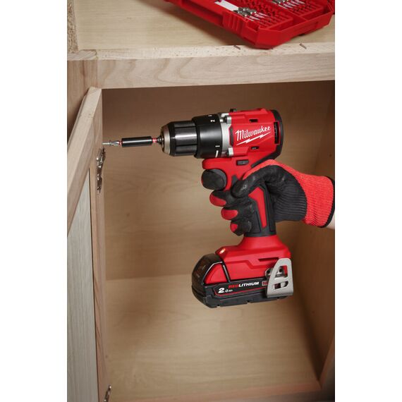 Аккумуляторная дрель-шуруповерт Milwaukee M18 BLDDRC-0 - 4933492831, Модель: M18 BLDDRC-0, внеший вид, изображение 9