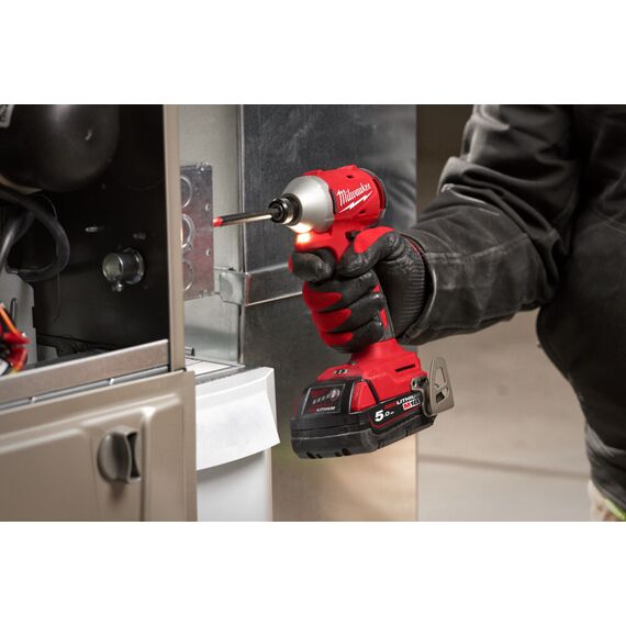 Аккумуляторный импульсный винтоверт Milwaukee M18 BLIDR-502X - 4933492843, Модель: M18 BLIDR-502X, фото, изображение 7 Аккумуляторный импульсный винтоверт Milwaukee M18 BLIDR-502X - 4933492843, Модель: M18 BLIDR-502X, внеший вид, изображение 7