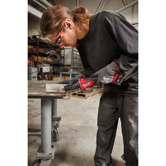 Аккумуляторная прямошлифовальная машина Milwaukee M18 FDGROVPDB-0X - 4933480957, фото, изображение 12 Аккумуляторная прямошлифовальная машина Milwaukee M18 FDGROVPDB-0X - 4933480957, внеший вид, изображение 12