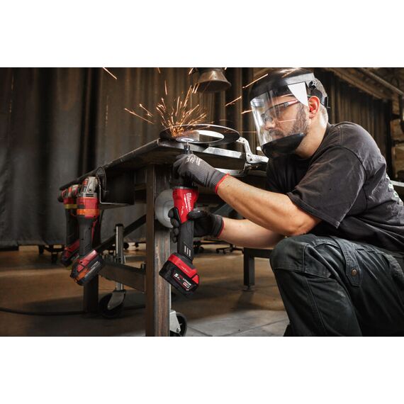 Аккумуляторная прямошлифовальная машина Milwaukee M18 FDGROVPDB-0X - 4933480957, фото, изображение 14 Аккумуляторная прямошлифовальная машина Milwaukee M18 FDGROVPDB-0X - 4933480957, внеший вид, изображение 14