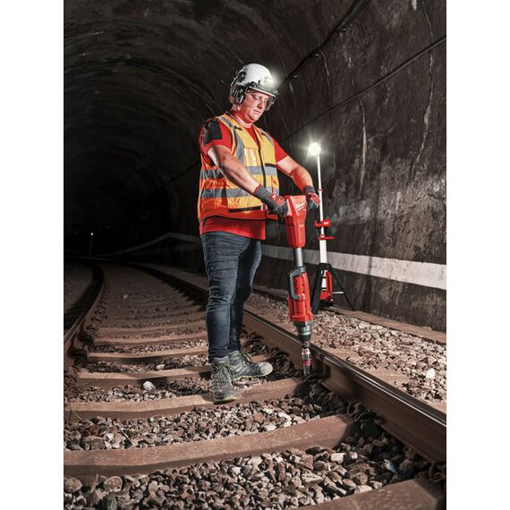 Аккумуляторный импульсный гайковерт Milwaukee M18 FHIWF1R-122C - 4933493141, Модель: M18 FHIWF1R-122C, фото, изображение 11 Аккумуляторный импульсный гайковерт Milwaukee M18 FHIWF1R-122C - 4933493141, Модель: M18 FHIWF1R-122C, внеший вид, изображение 11