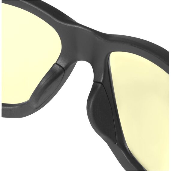 Очки защитные Milwaukee PERFORMANCE YELLOW SAFETY GLASSES - 4932478928, Модель: PERFORMANCE YELLOW SAFETY GLASSES, Цвет: Желтый, внеший вид, изображение 3