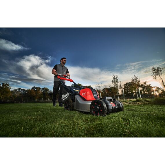 Аккумуляторная самоходная газонокосилка Milwaukee M18 F2LM46-0 - 4933492010, Модель: M18 F2LM46-0, внеший вид, изображение 12