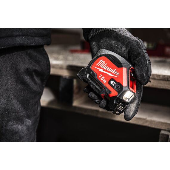 Рулетка с магнитом и подсветкой Milwaukee PREMIUM MAGNETIC GEN III LED 7.5m - 4932492469, Модель: PREMIUM MAGNETIC GEN III LED 7.5m, внеший вид, изображение 12