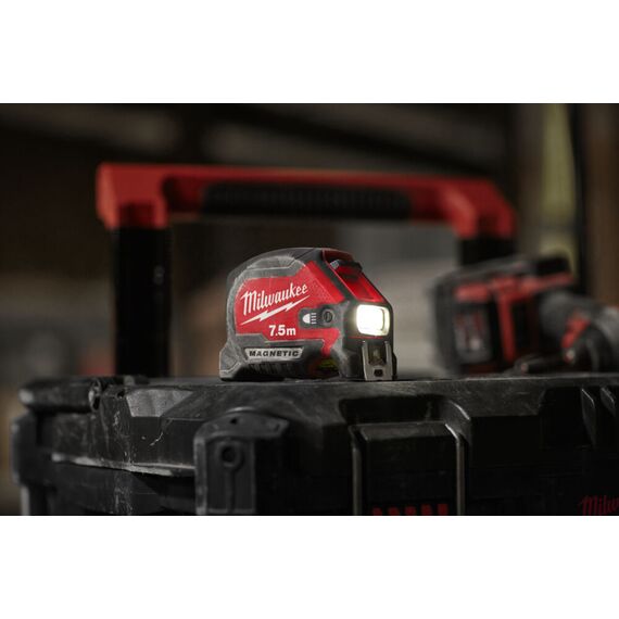 Рулетка с магнитом и подсветкой Milwaukee PREMIUM MAGNETIC GEN III LED 7.5m - 4932492469, Модель: PREMIUM MAGNETIC GEN III LED 7.5m, внеший вид, изображение 14