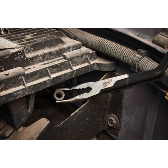 Длинногубцы изогнутые Milwaukee LONG REACH PLIER 45° удлиненные - 4932492498, Модель: LONG REACH PLIER 45°, Длина (мм): 326, внеший вид, изображение 4