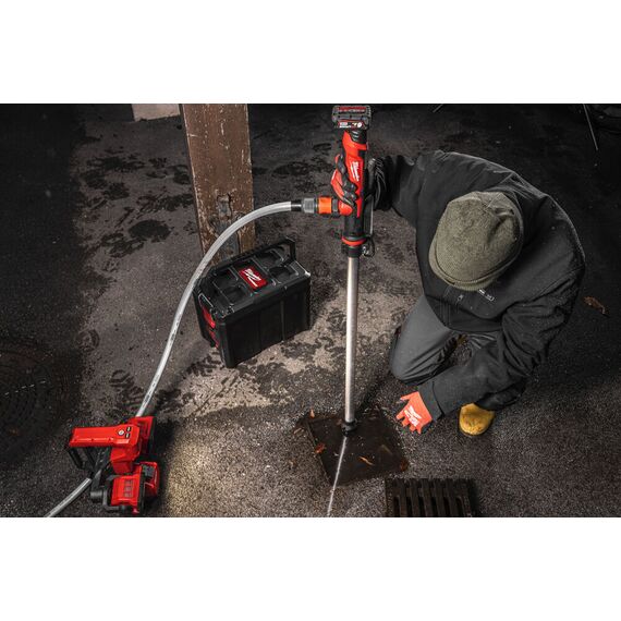Аккумуляторный насос для перекачки воды Milwaukee M12 BSWP-601 - 4933479640, Модель: M12 BSWP-601, внеший вид, изображение 18