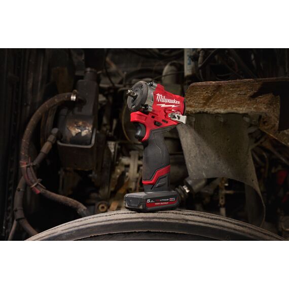 Аккумуляторный импульсный гайковерт Milwaukee M12 FCIWF12G3-0 - 4933493454, Модель: M12 FCIWF12G3-0, внеший вид, изображение 4