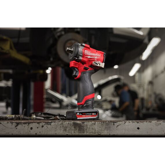 Аккумуляторный импульсный гайковерт Milwaukee M12 FCIWF12G3-502X - 4933493455, Модель: M12 FCIWF12G3-502X, внеший вид, изображение 4