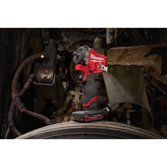 Аккумуляторный импульсный гайковерт Milwaukee M12 FCIWP12G3-0 - 4933493457, Модель: M12 FCIWP12G3-0, внеший вид, изображение 3