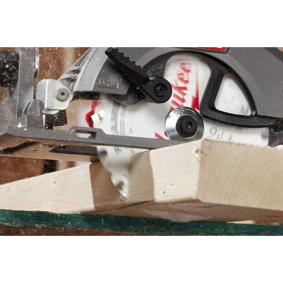 Аккумуляторная циркулярная пила по дереву и пластику Milwaukee M12 FCS442-0 - 4933493488, Диаметр диска (мм): 140, Посадочный диаметр (мм): 20, Модель: M12 FCS442-0, фото, изображение 4 Аккумуляторная циркулярная пила по дереву и пластику Milwaukee M12 FCS442-0 - 4933493488, Диаметр диска (мм): 140, Посадочный диаметр (мм): 20, Модель: M12 FCS442-0, внеший вид, изображение 4