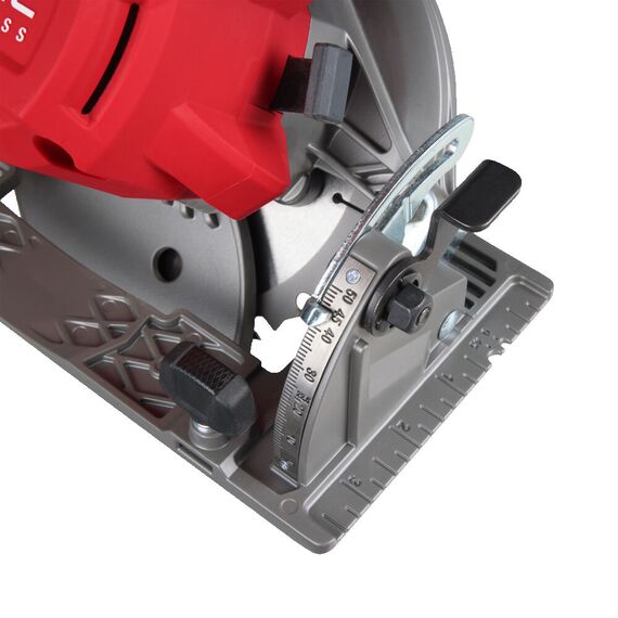Аккумуляторная циркулярная пила по дереву и пластику Milwaukee M18 FCS552-302X - 4933493589, Диаметр диска (мм): 165, Посадочный диаметр (мм): 20, Модель: M18 FCS552-302X, фото, изображение 4 Аккумуляторная циркулярная пила по дереву и пластику Milwaukee M18 FCS552-302X - 4933493589, Диаметр диска (мм): 165, Посадочный диаметр (мм): 20, Модель: M18 FCS552-302X, внеший вид, изображение 4