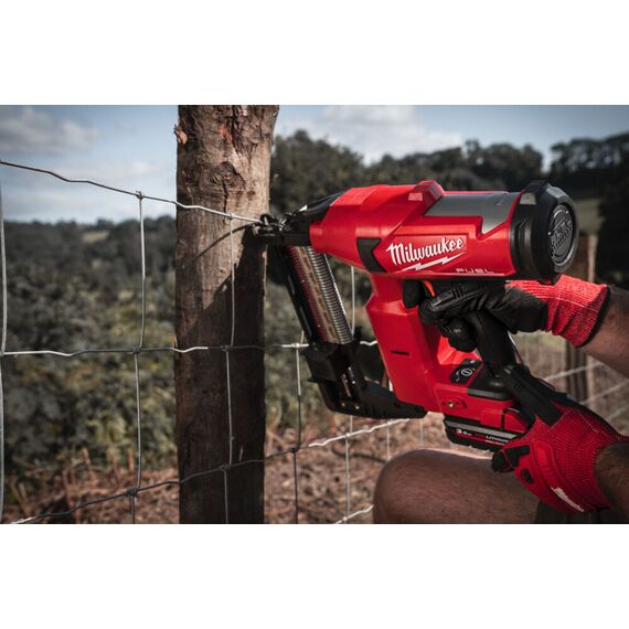 Аккумуляторный степлер Milwaukee M18 FFUS-302C - 4933479832, Тип скобы / калибр: 20, Модель: M18 FFUS-302C, внеший вид, изображение 7