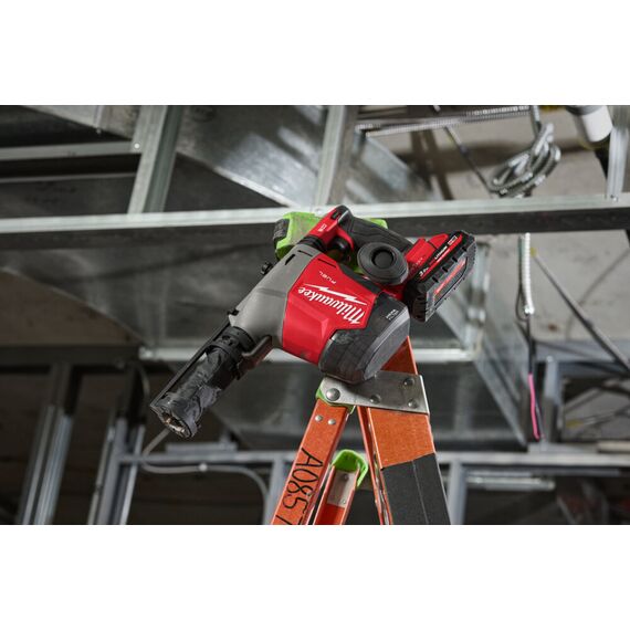 Аккумуляторный перфоратор Milwaukee M18 FHAFOH16-302X с системой пылеудаления - 4933493533, Модель: M18 FHAFOH16-302X, внеший вид, изображение 17