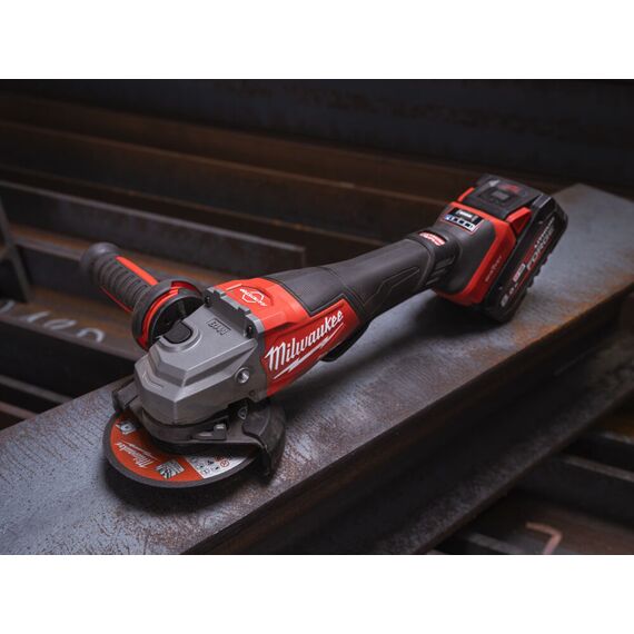 Аккумуляторная углошлифовальная машина Milwaukee M18 FHSAGO125VXPDB2-0X - 4933493419, Диаметр диска (мм): 125, Модель: M18 FHSAGO125VXPDB2-0X, внеший вид, изображение 4