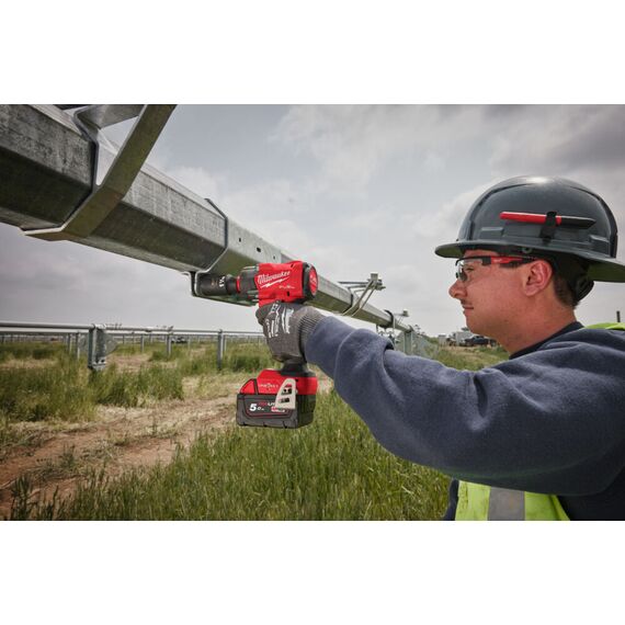 Аккумуляторный импульсный гайковерт Milwaukee M18 ONEFIW2FC12-0X - 4933493412, Модель: M18 ONEFIW2FC12-0X, внеший вид, изображение 3