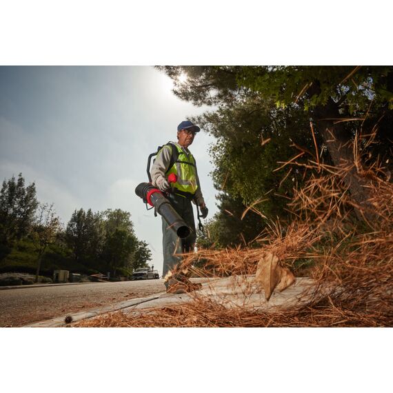 Аккумуляторная воздуходувка Milwaukee M18 F2BPB-0 - 4933493212, Модель: M18 F2BPB-0, внеший вид, изображение 11