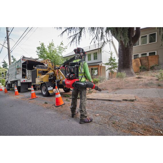 Аккумуляторная воздуходувка Milwaukee M18 F2BPB-124 - 4933493213, Модель: M18 F2BPB-124, внеший вид, изображение 8